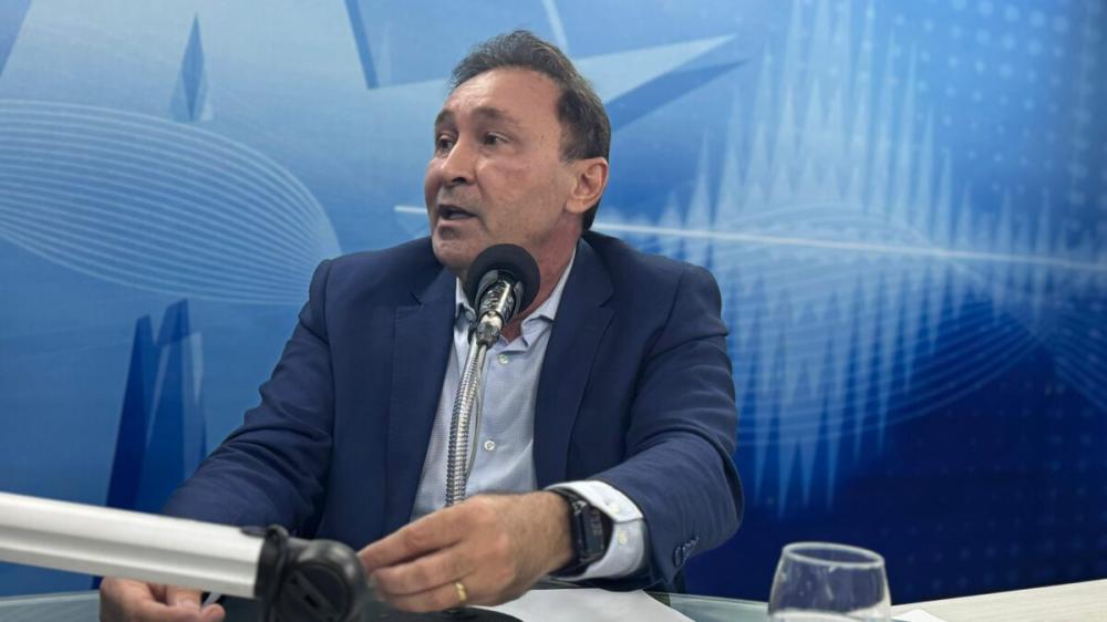 Deusdete Queiroga não descarta ser vice de Lucas Ribeiro, mas destaca que decisão cabe a João Azevêdo