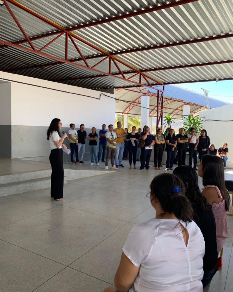 Prefeitura de Quixaba realiza ação de conscientização para famílias do Bolsa Família e Cadastro Único