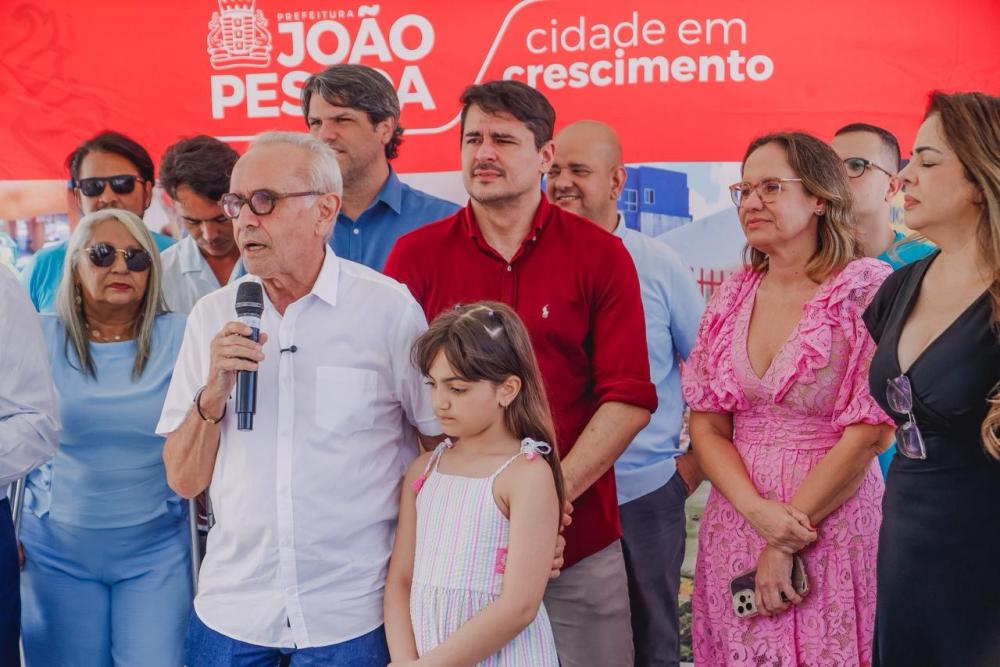 Cícero Lucena entrega USF Altiplano I e II em João Pessoa e autoriza obras em mais sete unidades de saúde