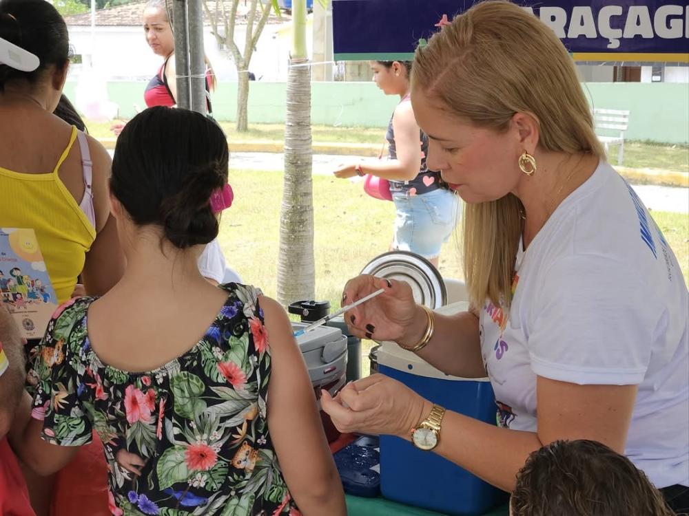 Prefeitura de Araçagi realiza Dia D de Vacinação com grande participação de famílias