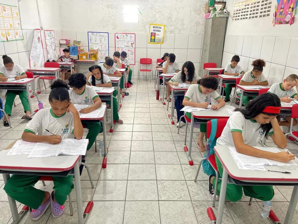 Estudantes da rede municipal de Lagoa Seca iniciam provas do SAEB 2025