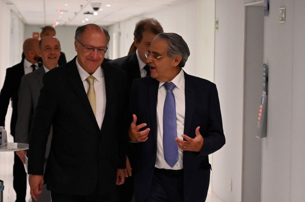 CNI apresenta a Alckmin plano para os 100 primeiros dias do novo MDIC