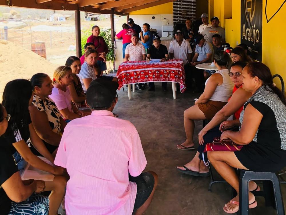 Emas orienta agricultores sobre o Seguro Safra 2025 em reunião no Sítio Jardim