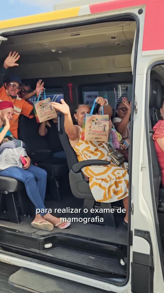 Prefeitura de Araçagi leva mulheres para realização de mamografias