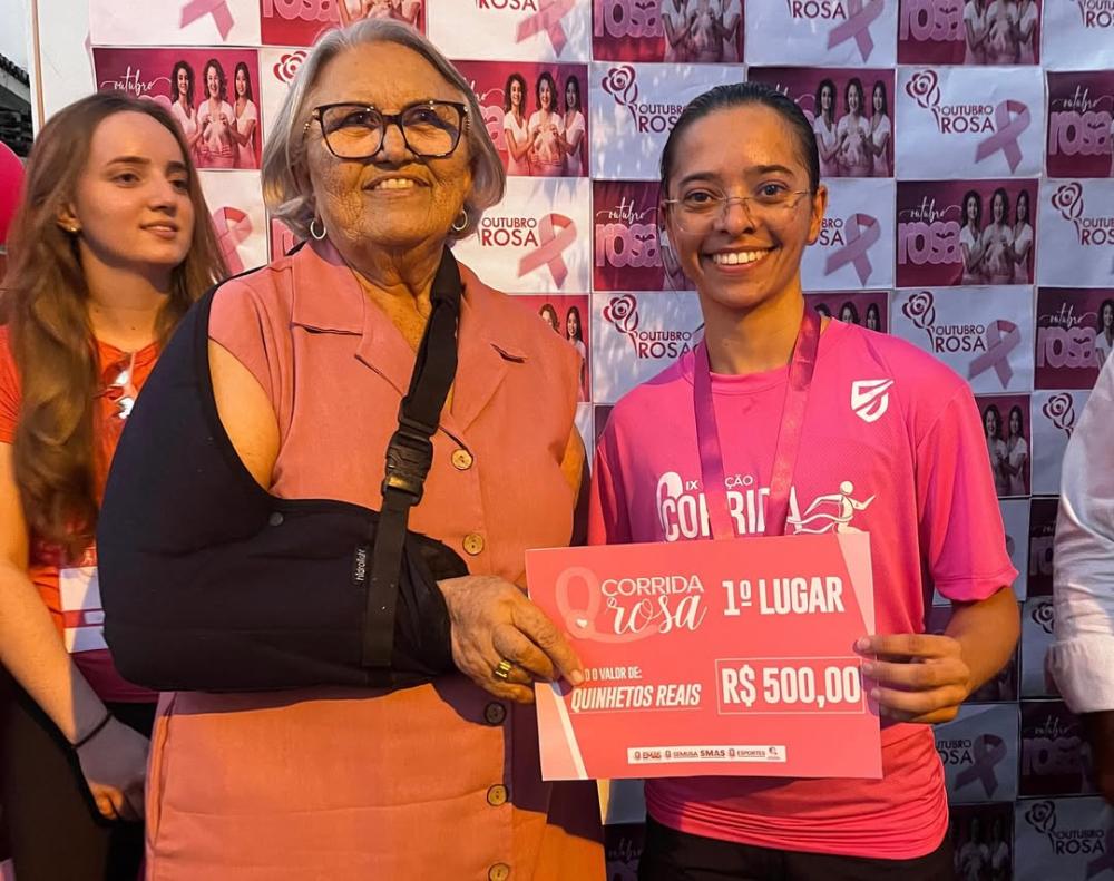 Prefeitura de Emas realiza corrida feminina em alusão ao Outubro Rosa