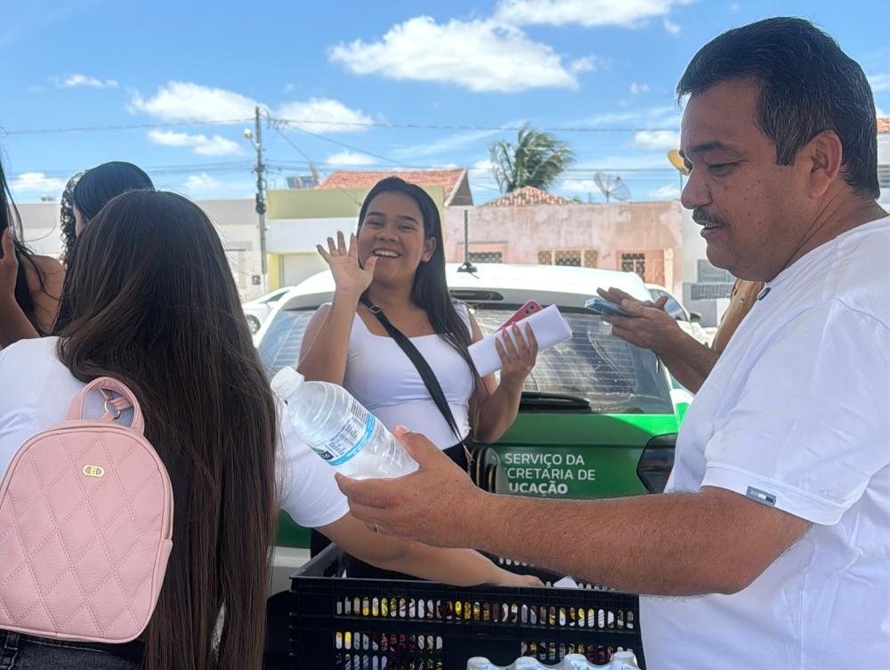 Prefeitura de Barra de Santa Rosa garante apoio aos estudantes no primeiro dia do Enem