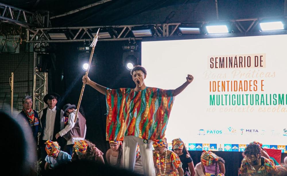 Patos realiza grande seminário de encerramento dos trabalhos de letramento racial e consciência negra 