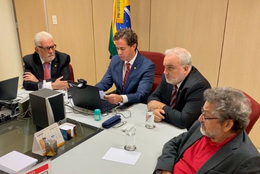 Veneziano participa de reunião com Lula e discute registro detalhado dos danos e ações contra o Senado e patrimônio público