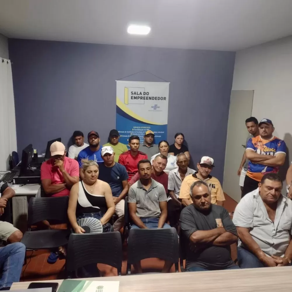 Bom Jesus reúne equipes técnicas e criadores para orientar retirada de pocilgas irregulares próximas ao Estádio Assisão