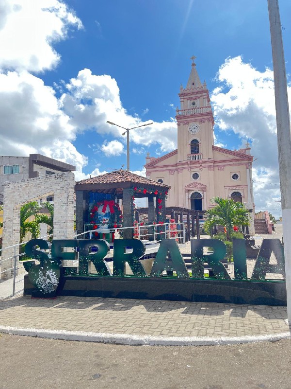 Prefeitura de Serraria publica edital de concurso público com 131 vagas