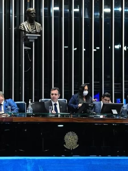 Senado aprova decreto de intervenção federal do DF