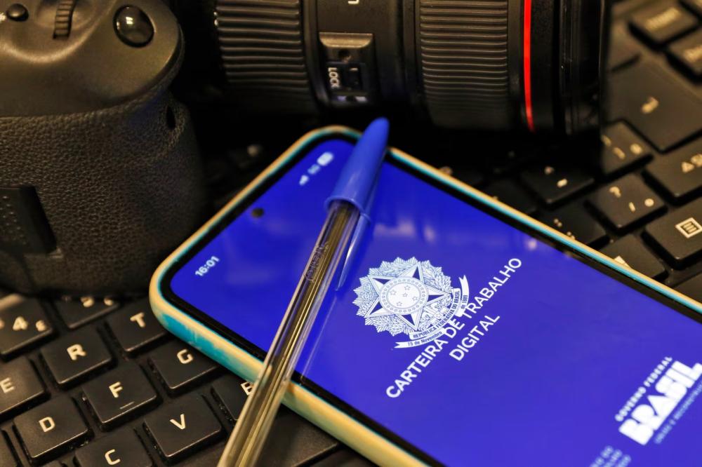 Paraíba inicia a semana com mais de 300 vagas de emprego disponíveis; confira as cidades