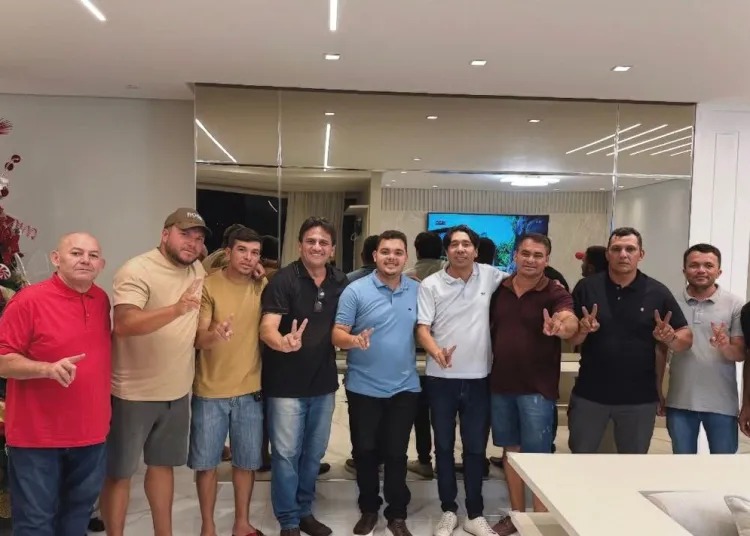 Nelinho Costa recebe apoio político de lideranças de Tacima e região