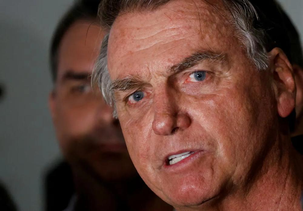 Bolsonaro solicita a Moraes adesão a programa de remição de pena por leitura