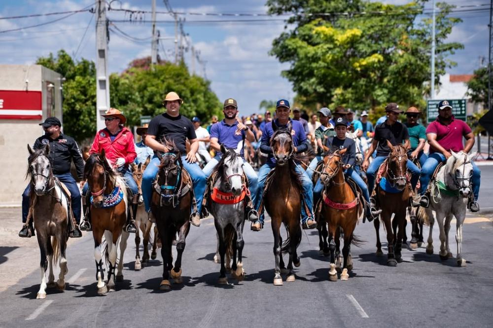 Cavalgada da Emancipação reúne tradição, cultura e esporte nas comemorações dos 67 anos da Prata