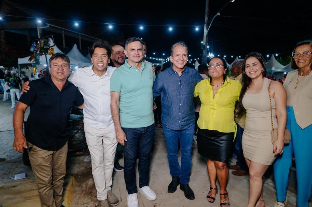 Nabor Wanderley prestigia festas religiosas e reforça apoios no Brejo e Agreste paraibano*
