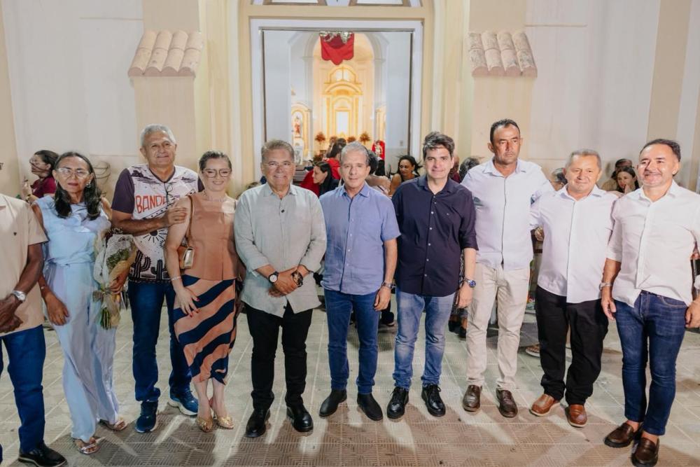 São Sebastião do Umbuzeiro: Nabor destaca compromisso com o desenvolvimento do município