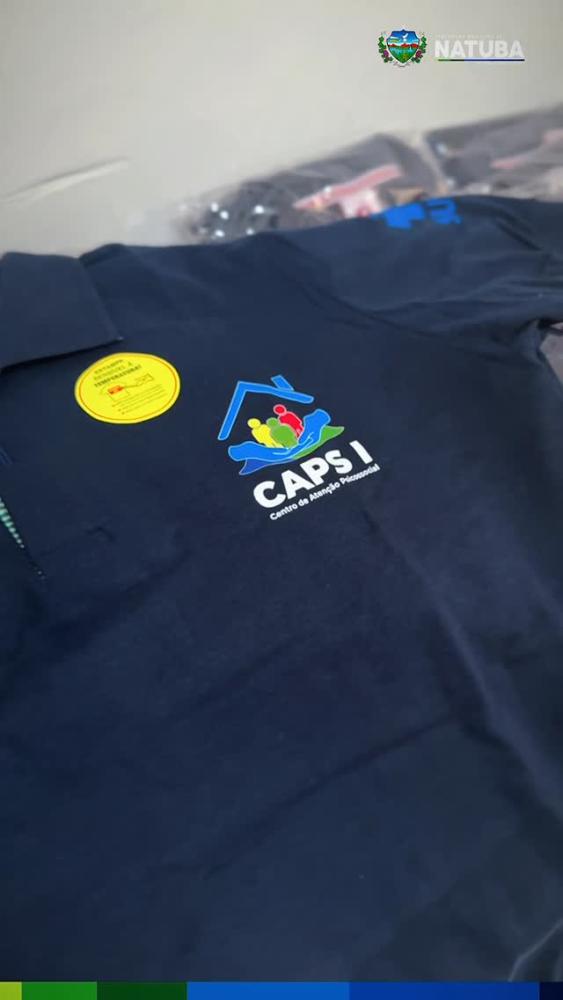 Prefeitura de Natuba entrega fardamentos à equipe do CAPS e reforça valorização dos profissionais