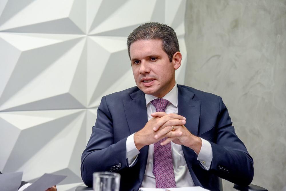 Hugo Motta defende chapa fechada e trata apoios isolados como exceção