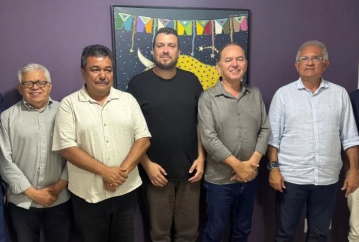 Availdo Azevedo articula apoio do Estado para fortalecer o São João na Serra e o Festival de Inverno de Araruna