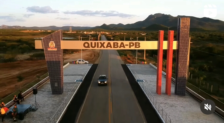 A entrega do portal de entrada da cidade, e a abertura oficial das festividades natalinas de Quixaba, através do 'Nosso Natal', fez do dia 06 de dezembro um marco na história do Município.